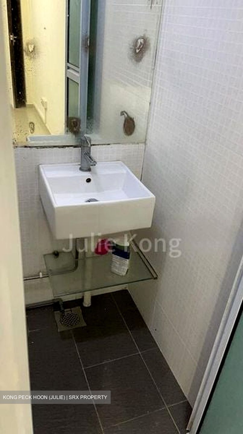 Blk 354 Clementi Avenue 2 Shopping Centre (Clementi), HDB 3 Rooms #559860961
